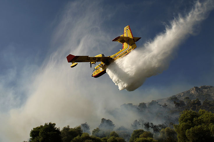 2009/08/strcdn-griechenland-feuer-fitin-735-490