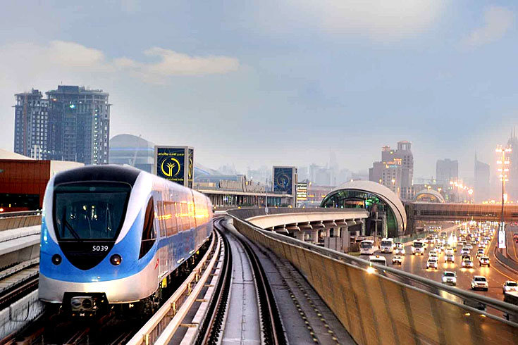 2009/09/strcdn-dubai-metro-07-maxsize-735-490