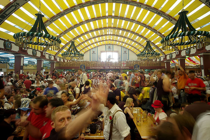 2009/09/strcdn-oktoberfest-2009-10-maxsize-735-490