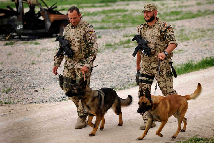 2009/11/stern-bundeswehr-afghanistan-05-maxsize-735-490