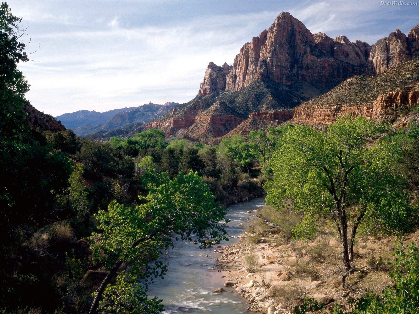 2010/10/desiwalls-virgin-river-and-the-watchman-zion-national-park-utah