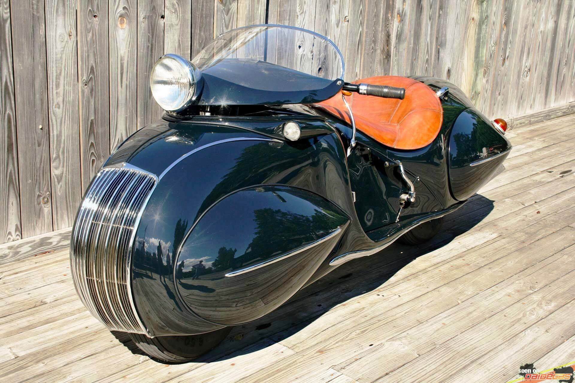 2022/02/1930-henderson-streamliner-1