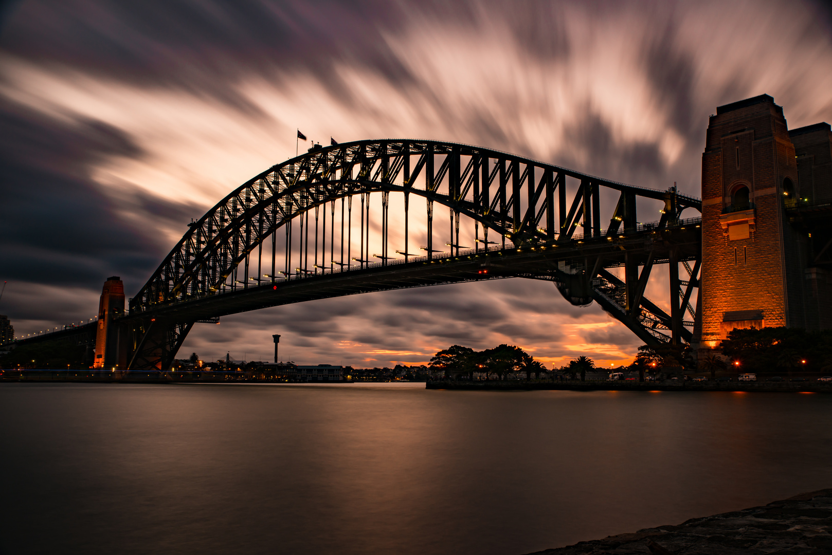 2022/03/sydney-harbour-bridge-a6ea0261-09e7-43dd-bc3f-d46f59f8571c