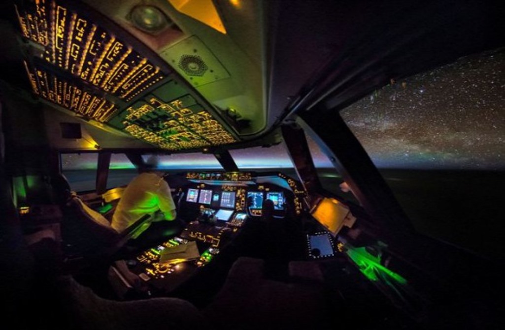 2022/04/the-world-seen-from-the-cockpit