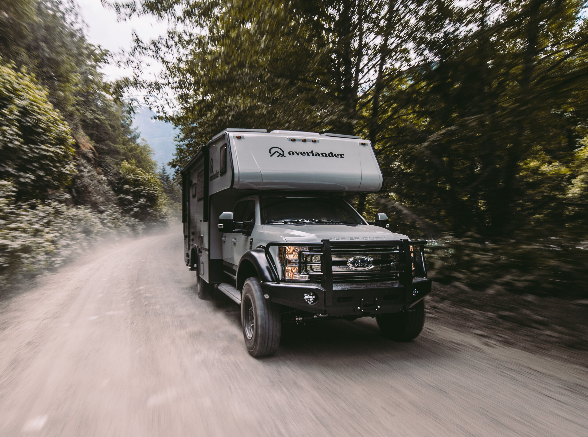 2022/05/overlander-expedition-vehicle-from-unbound-freedom-rocks-f-550-lariat-chassis-163671-1