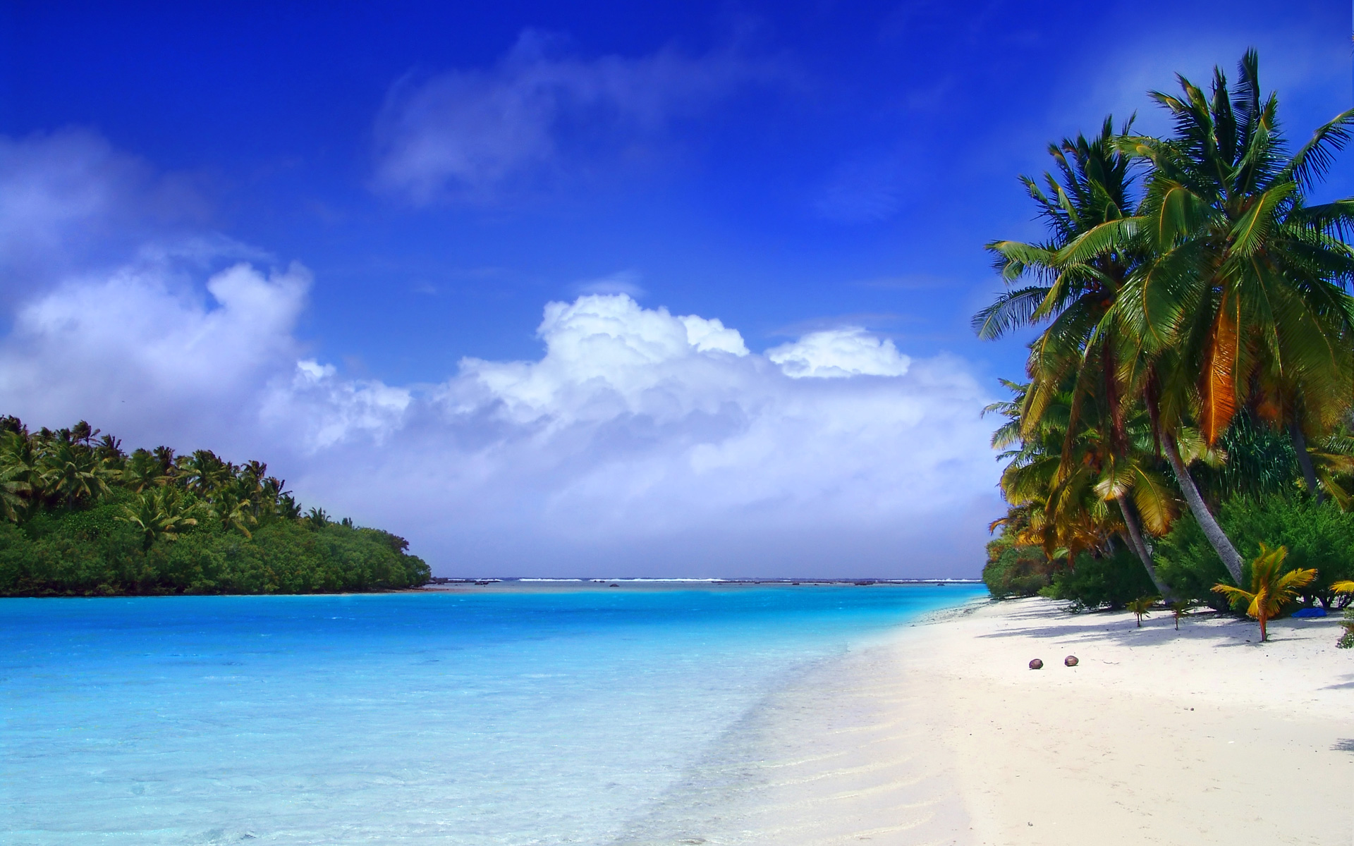 2022/05/paradise-beach-wallpaper