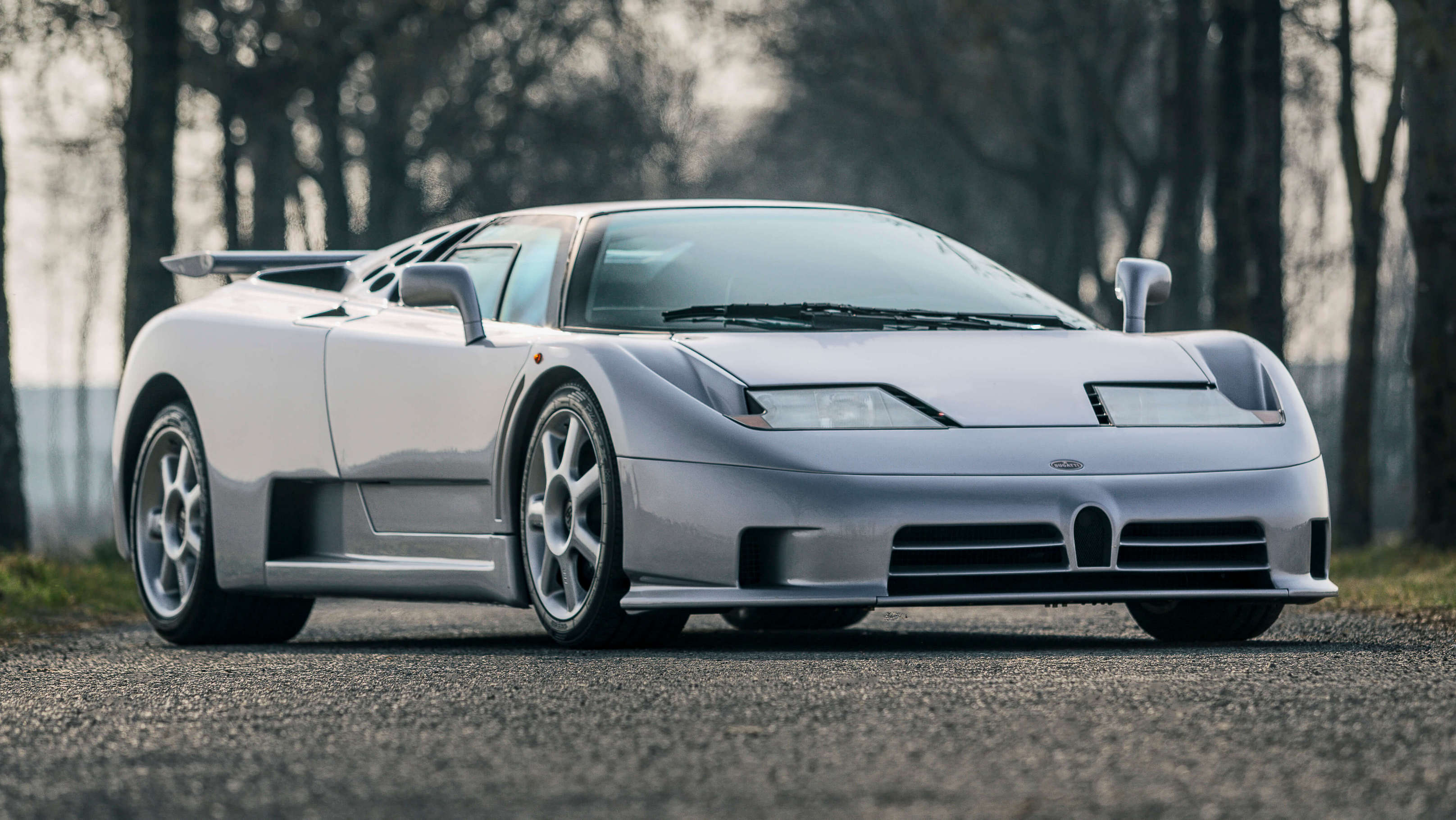 2022/09/bugatti-eb-110-ss-2