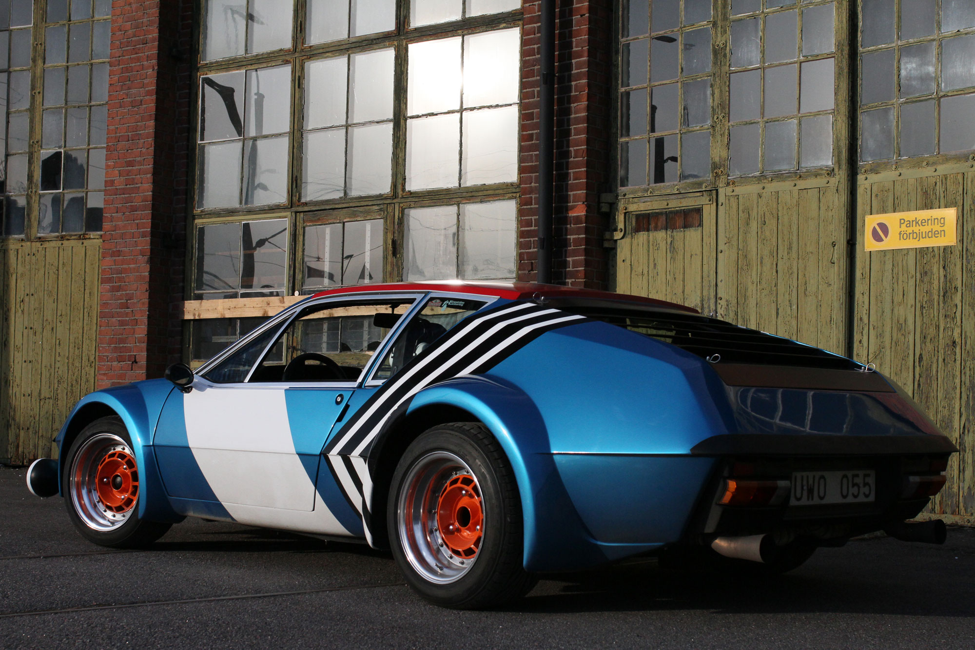 2022/11/parking-forbidden-renault-alpine-a310