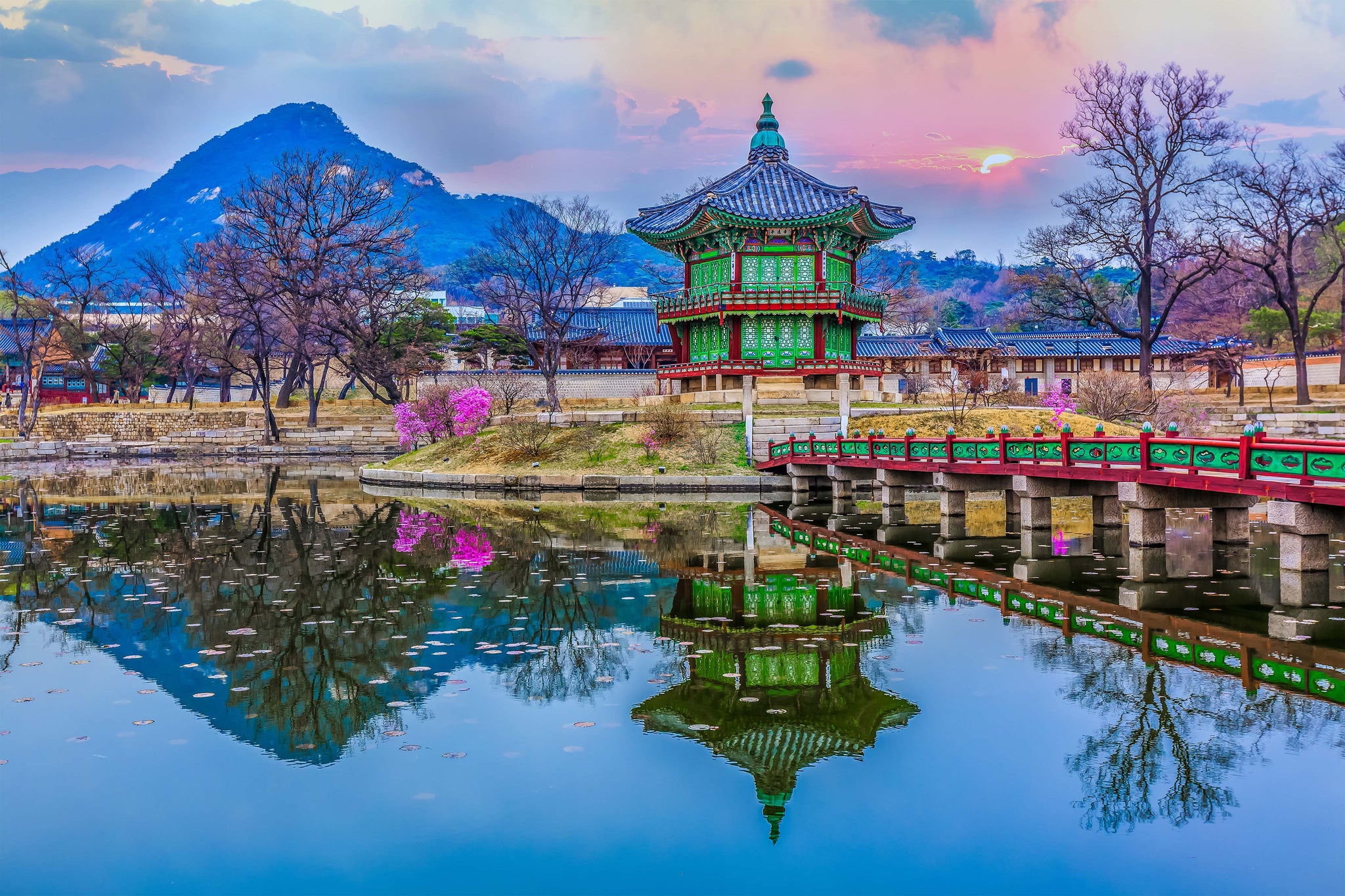 2023/02/gyeongbokgung-palace-in-seoul-1024x1024-2x