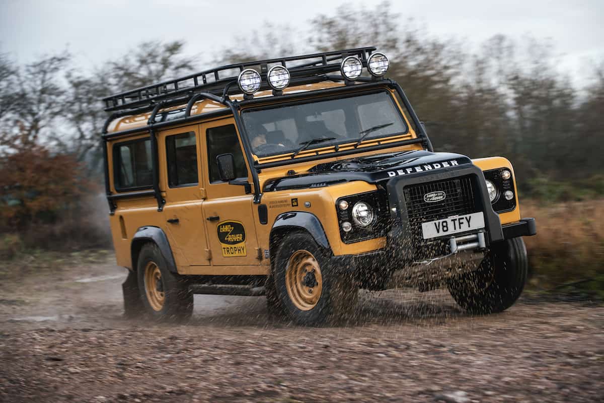 2023/06/defender-works-v8-trophy-13