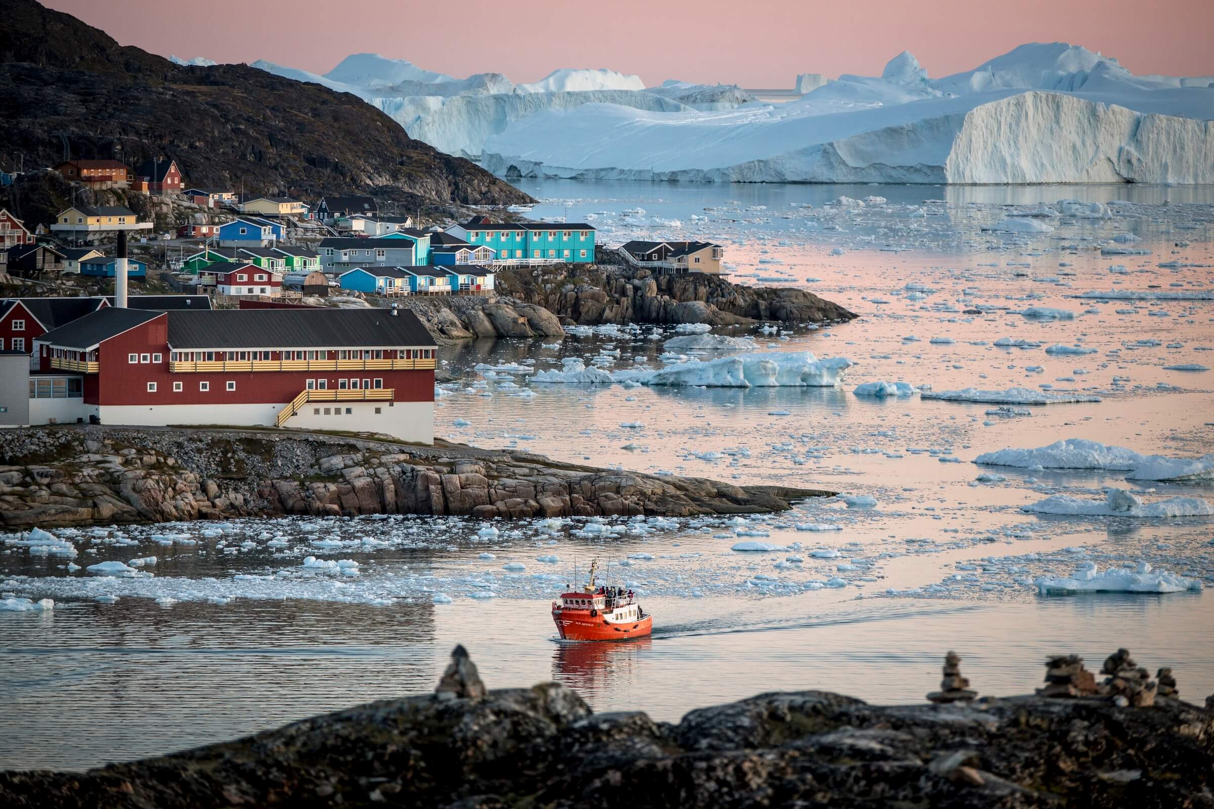 2023/06/north-01-a-passenger-boat-near-ilulissat-and-the-ice-fjord-in-greenland