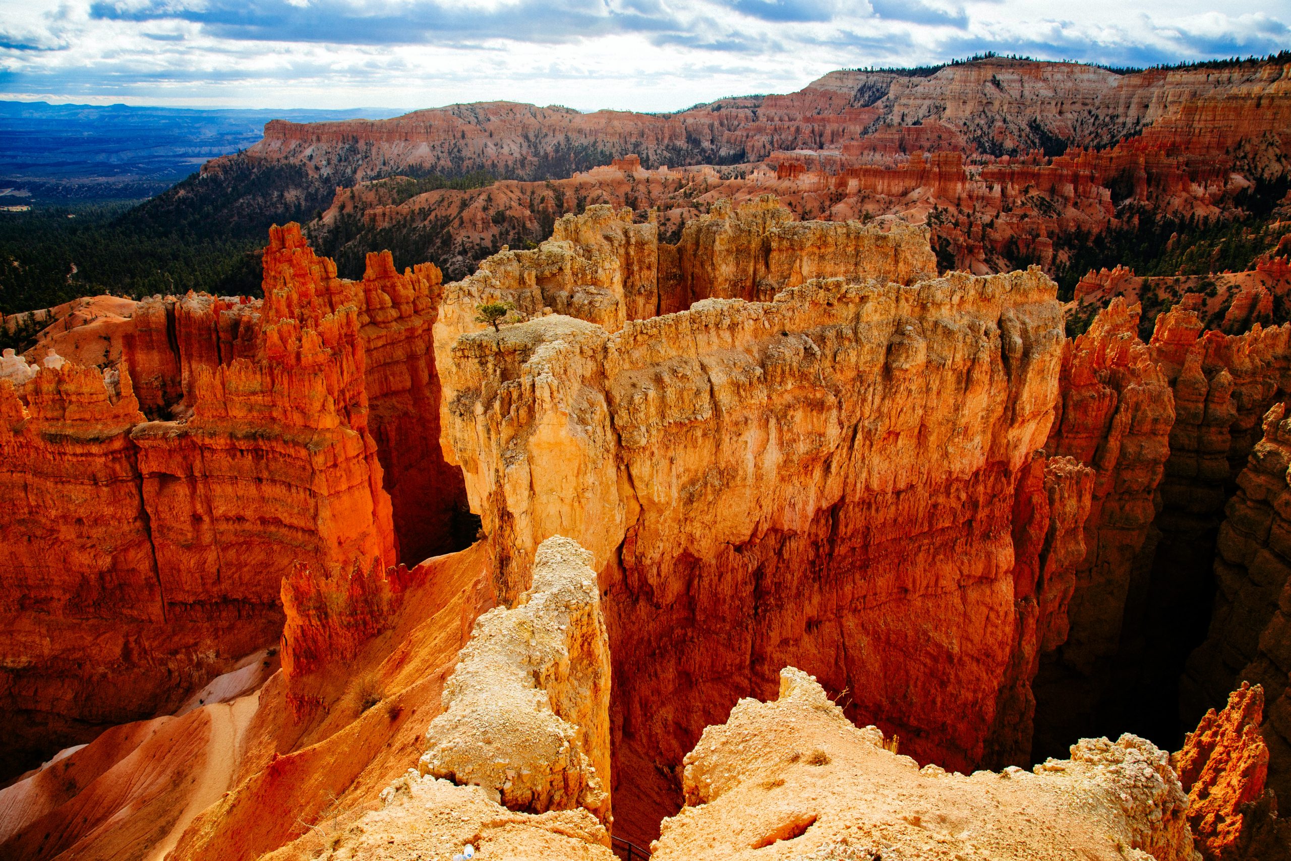 2023/07/bryce-canyon-unsplash-2021-02-01-scaled