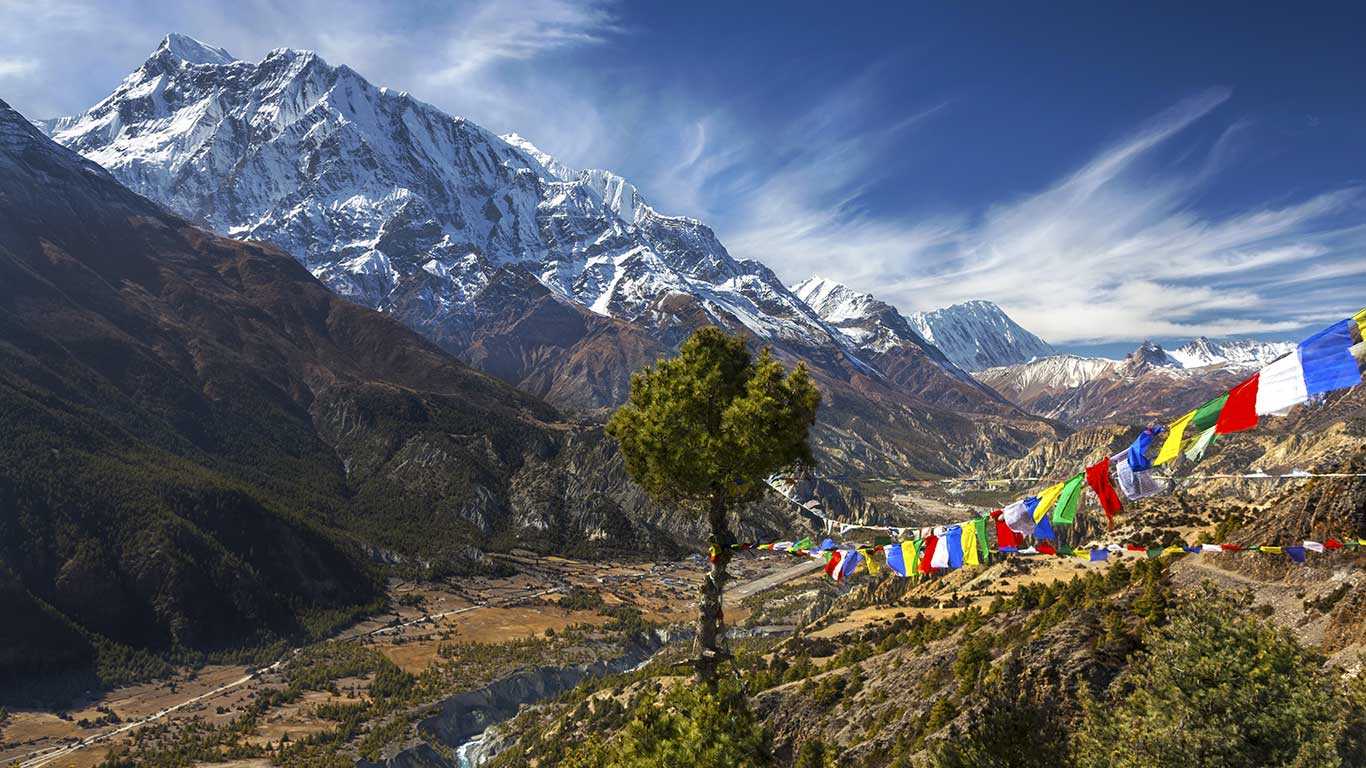 2023/08/annapurna-circuit-trekking-nepal