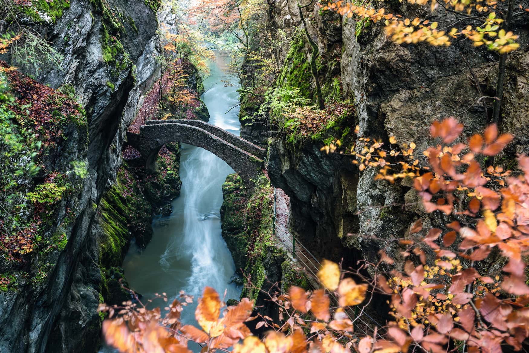 2023/10/areuse-schlucht-schweiz