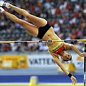 2009/08/strcdn-isinbaeva-12-fitin-735-490