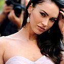 2009/10/strcdn-megan-fox-735-maxsize-735-490