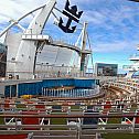 2009/11/stern-oasis-of-the-seas-10-maxsize-735-490