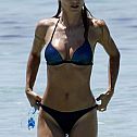 2012/03/michelle-hunziker-aurora-ramazzotti-bikini-spain-09