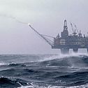 2022/04/oil-rig-storm-1