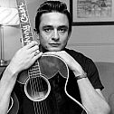 2022/05/m-rr-johnny-cash-480i60