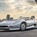 2022/10/446-mile-jaguar-xj220-is-probably-the-cleanest-one-youll-ever-see