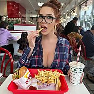 2023/06/sexy-dump-018-133